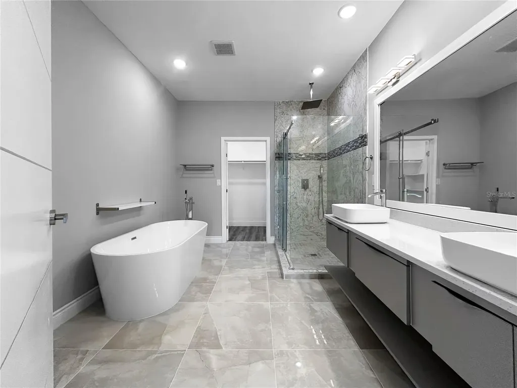 1806 Brentwood Court Davenport FL 33837