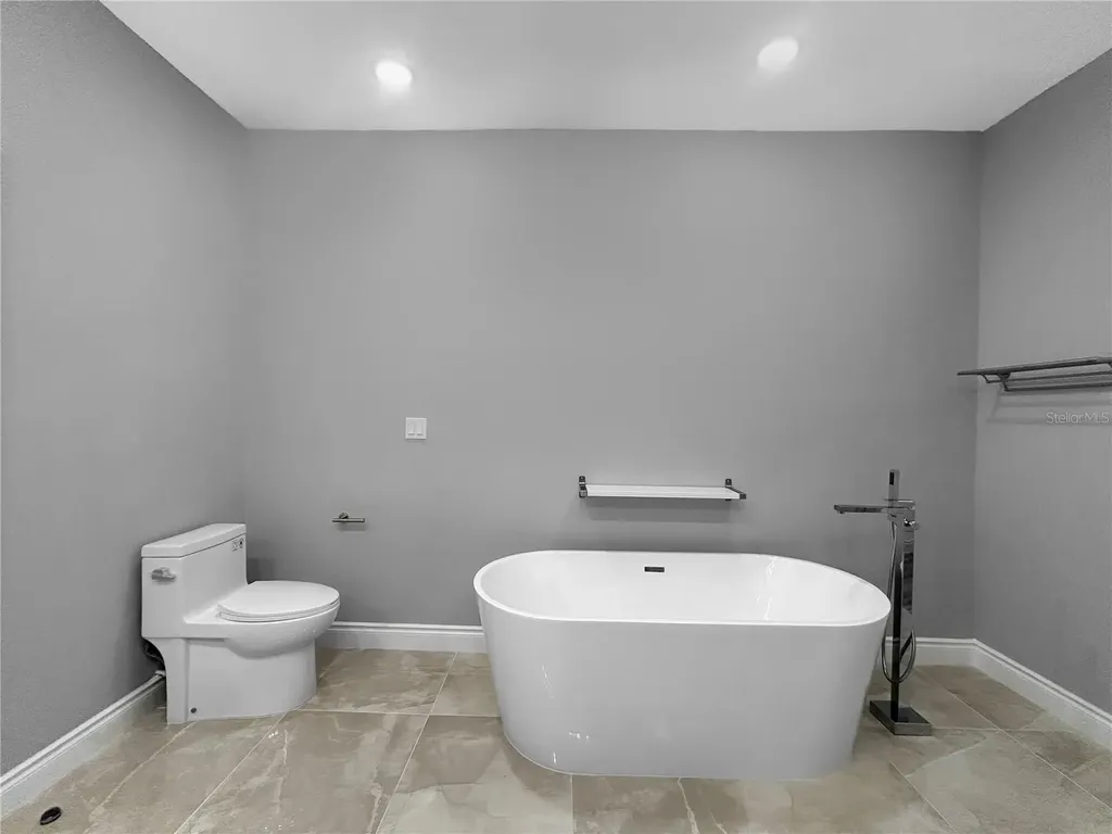 1806 Brentwood Court Davenport FL 33837