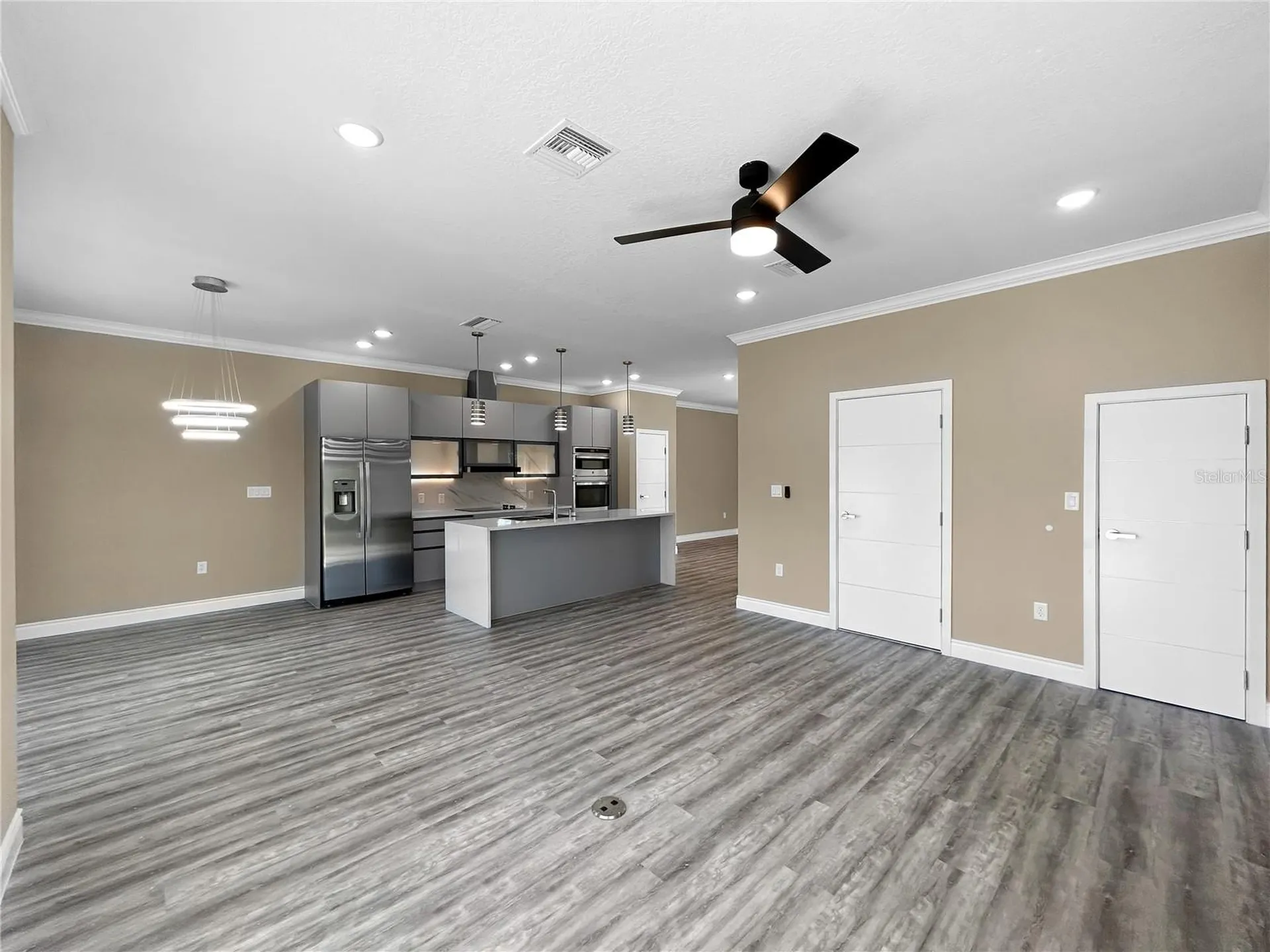 1806 Brentwood Court Davenport FL 33837