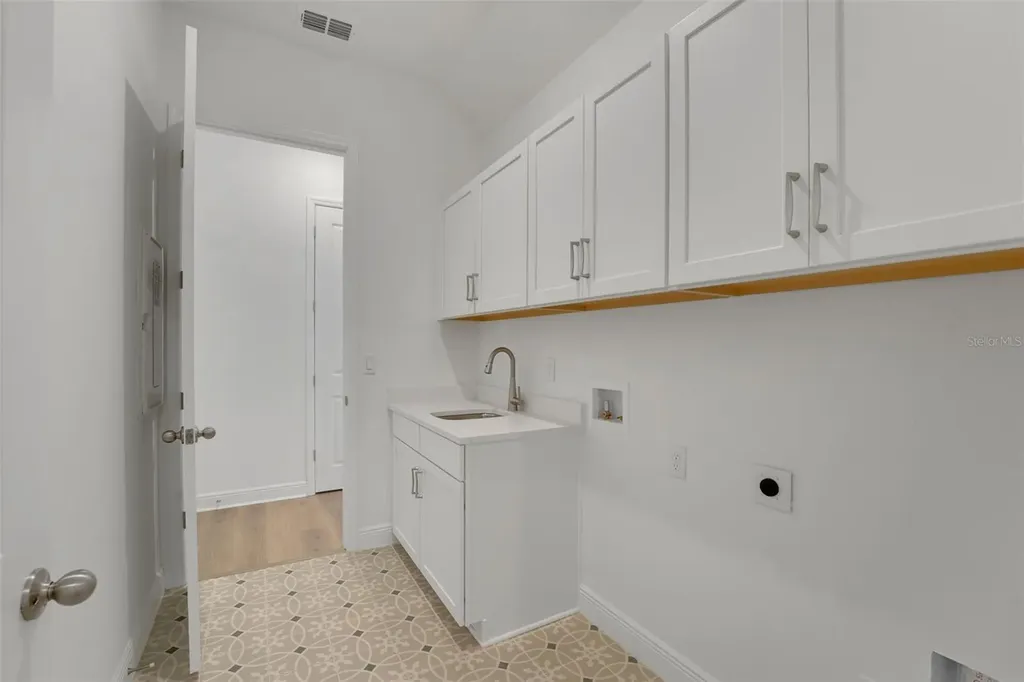 14354 Crest Palm Avenue Windermere FL 34786