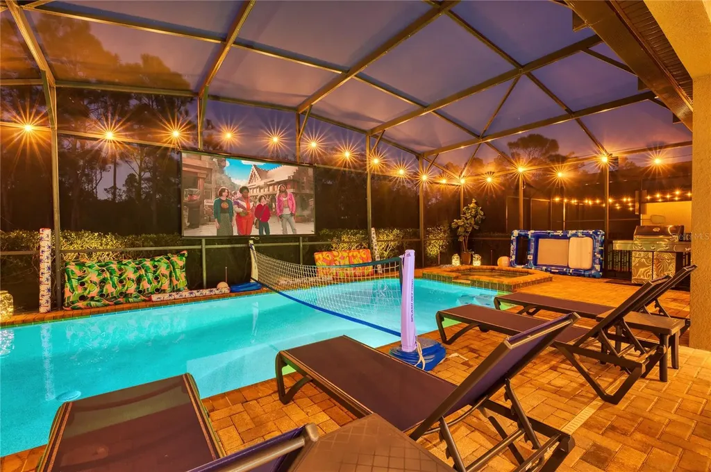 1949 Nice Court Kissimmee FL 34747