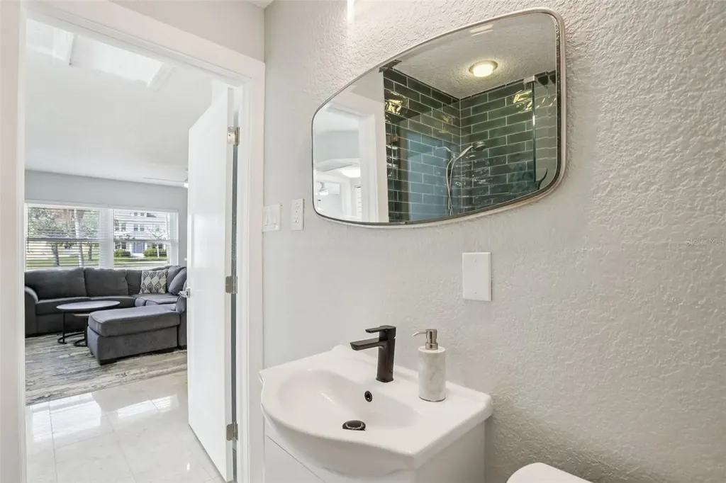 5467 Bayou Grande Boulevard NE St Petersburg FL 33703