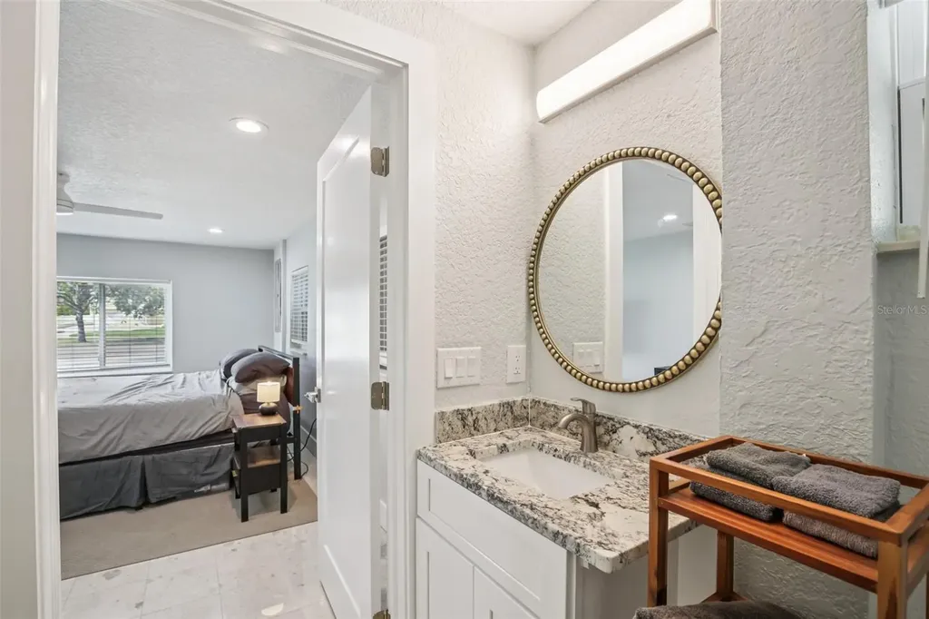 5467 Bayou Grande Boulevard NE St Petersburg FL 33703
