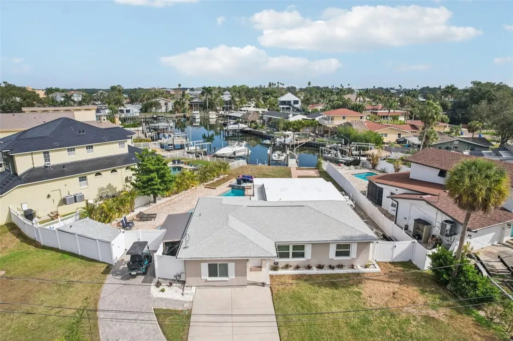 5467 Bayou Grande Boulevard NE St Petersburg FL 33703