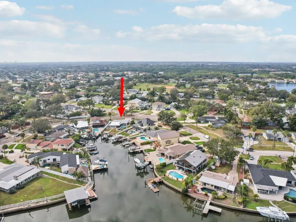 5467 Bayou Grande Boulevard NE St Petersburg FL 33703