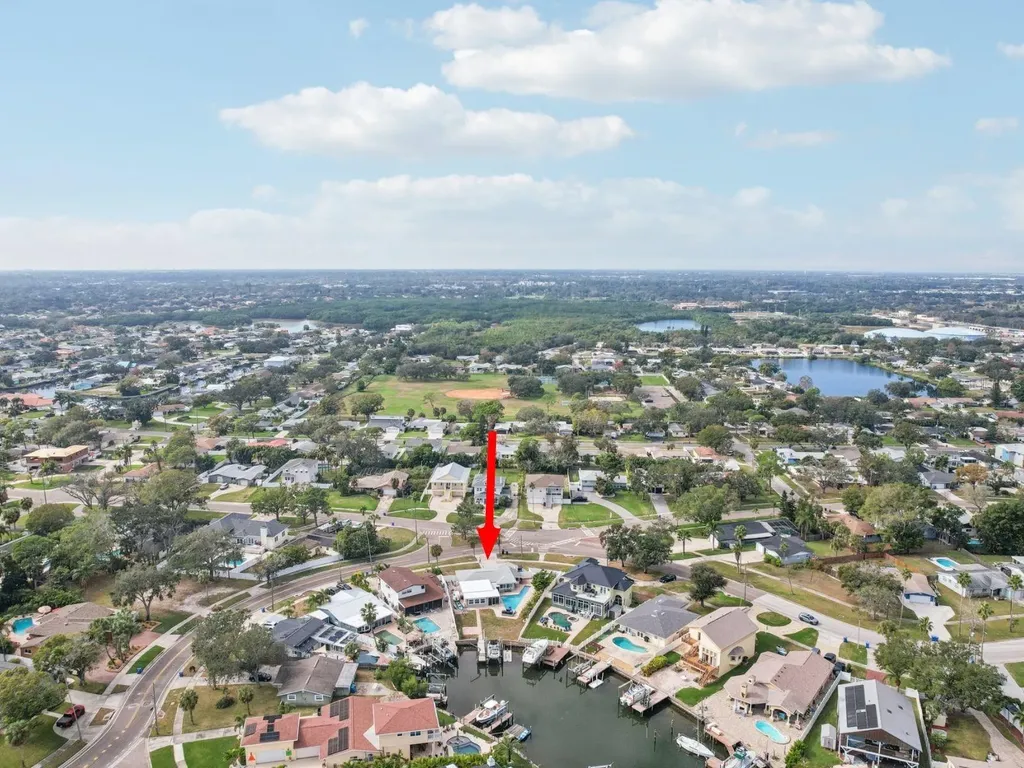 5467 Bayou Grande Boulevard NE St Petersburg FL 33703
