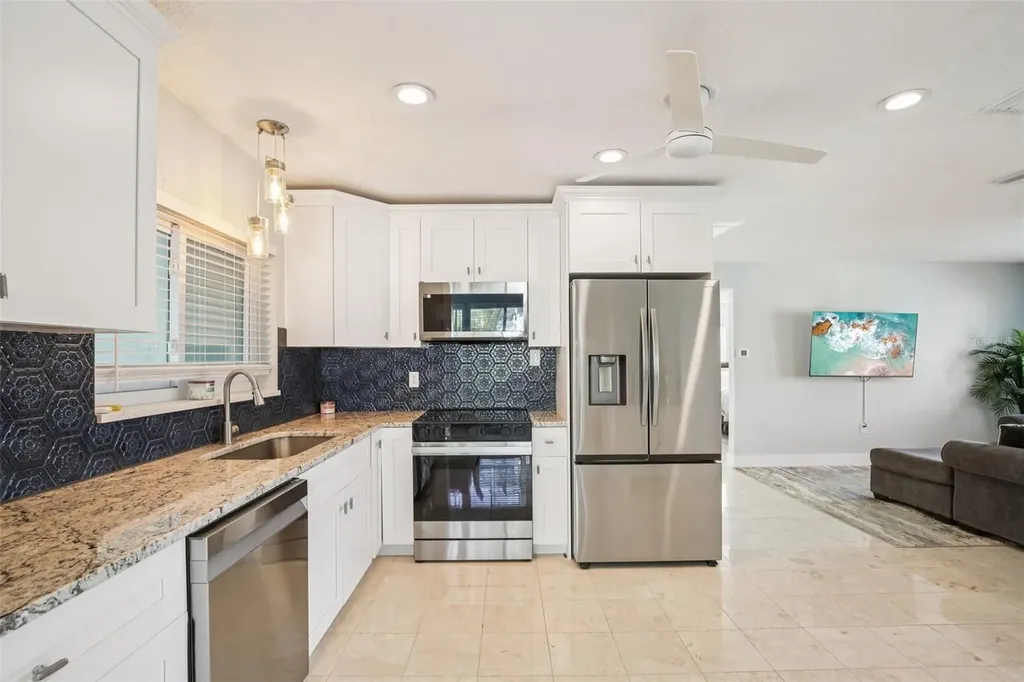 5467 Bayou Grande Boulevard NE St Petersburg FL 33703