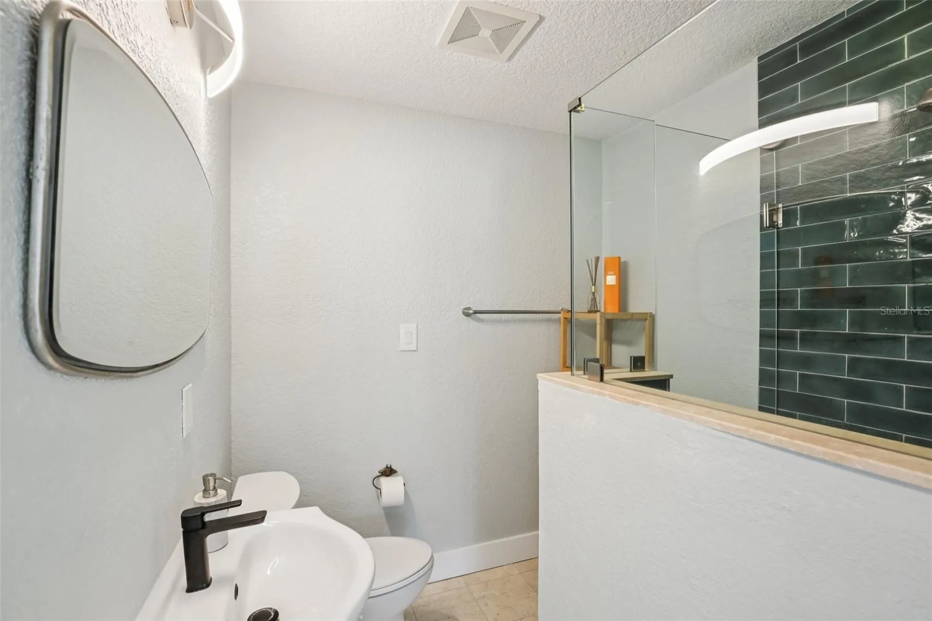 5467 Bayou Grande Boulevard NE St Petersburg FL 33703
