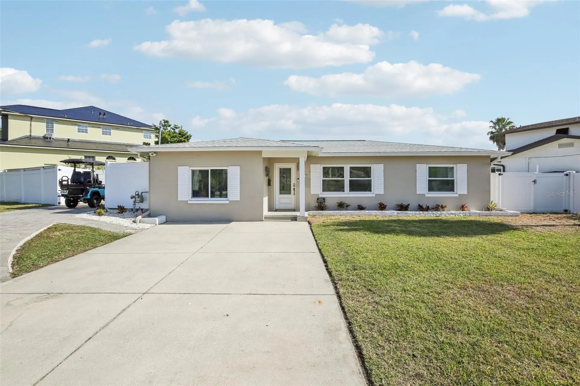 5467 Bayou Grande Boulevard NE St Petersburg FL 33703