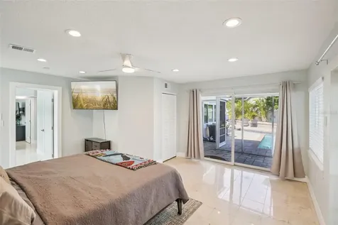 5467 Bayou Grande Boulevard NE St Petersburg FL 33703