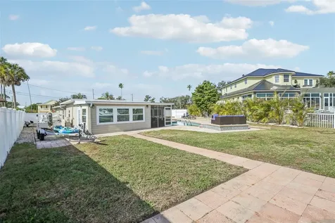 5467 Bayou Grande Boulevard NE St Petersburg FL 33703
