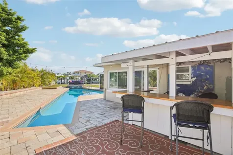 5467 Bayou Grande Boulevard NE St Petersburg FL 33703