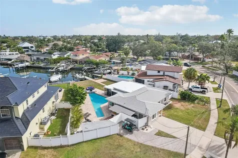 5467 Bayou Grande Boulevard NE St Petersburg FL 33703