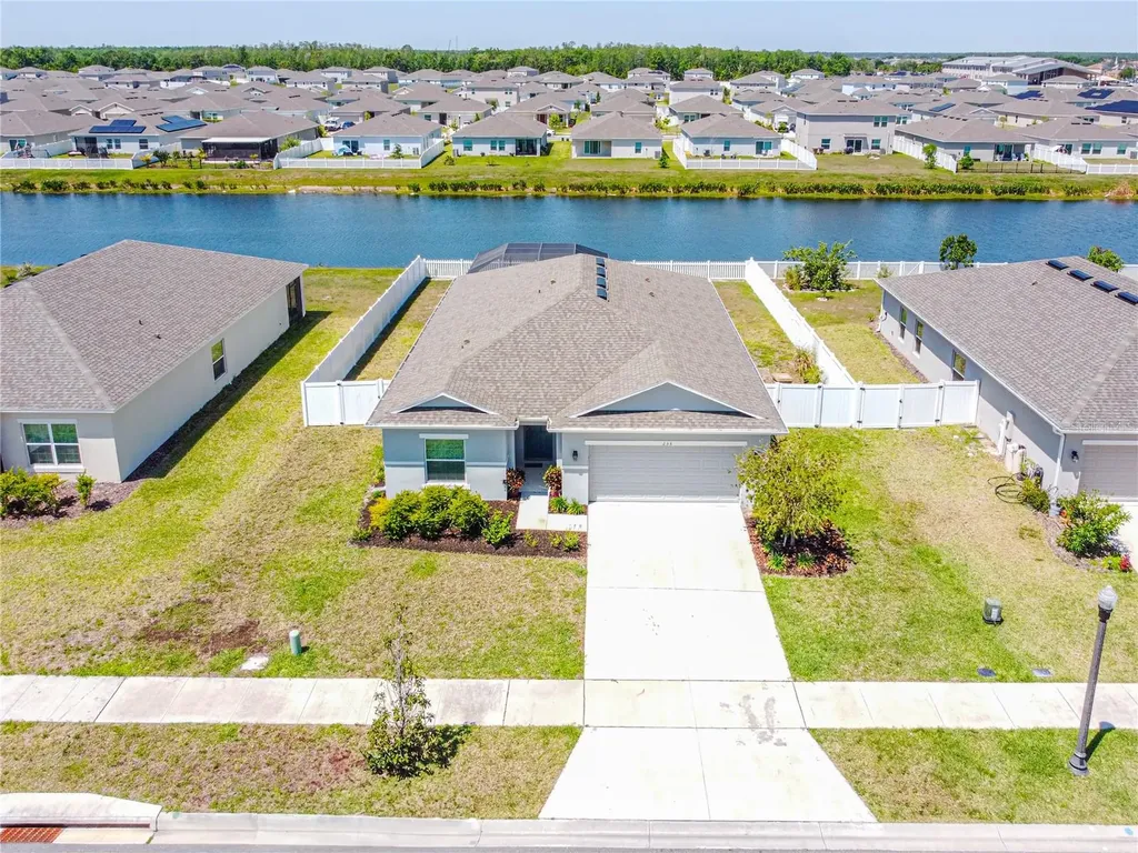 236 Aquamarine Lane Kissimmee FL 34758