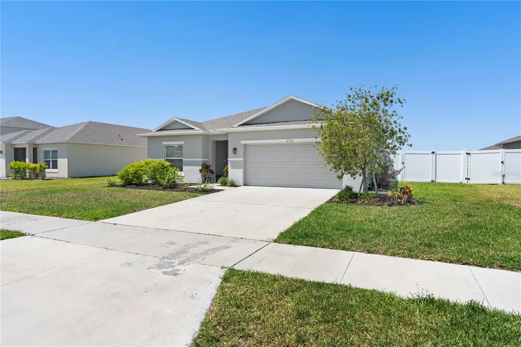 236 Aquamarine Lane Kissimmee FL 34758