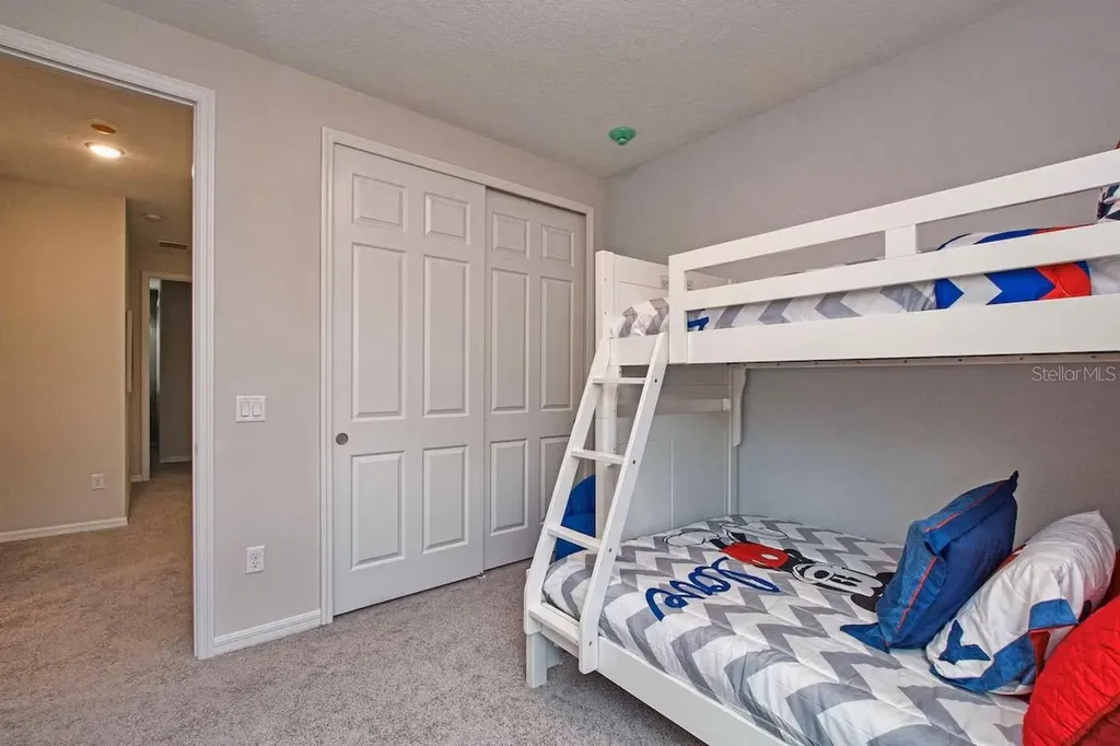 9015 Sunshine Ridge Loop Kissimmee FL 34747