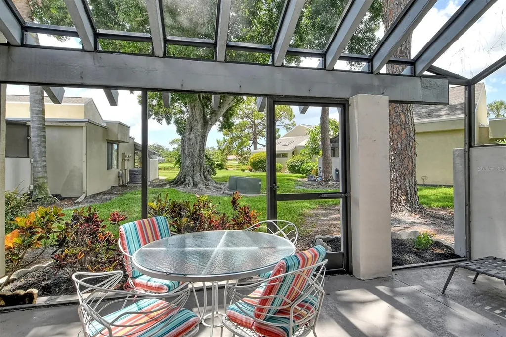 2517 Glebe Farm Close Sarasota FL 34235