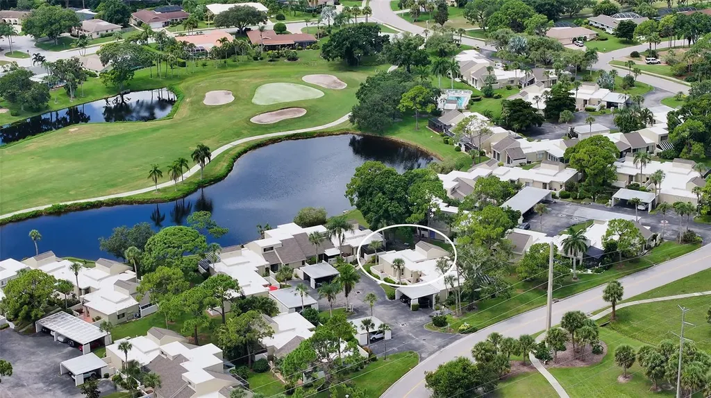 2517 Glebe Farm Close Sarasota FL 34235