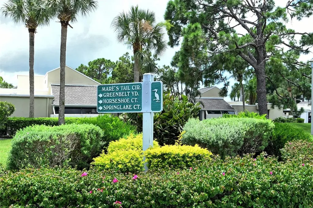 2517 Glebe Farm Close Sarasota FL 34235