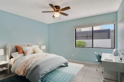 2517 Glebe Farm Close Sarasota FL 34235