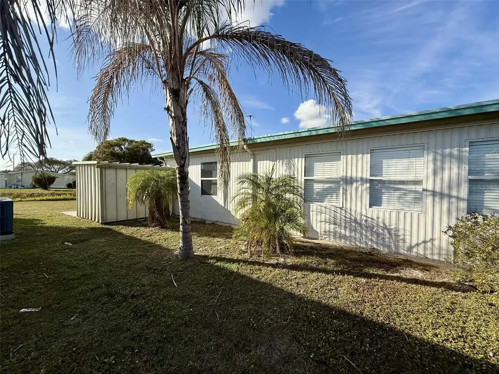7041 Fairview Village Circle Winter Haven FL 33881