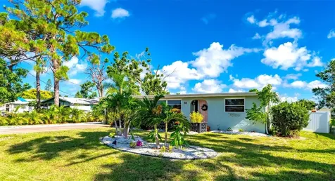 70 Virginia Court Englewood FL 34223