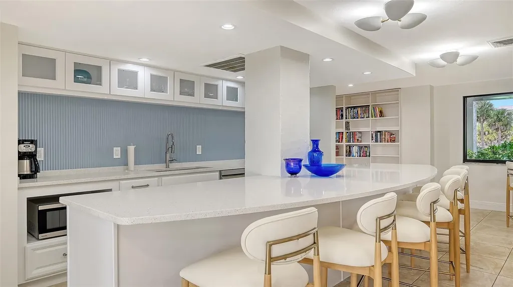 1 Benjamin Franklin Drive Sarasota FL 34236