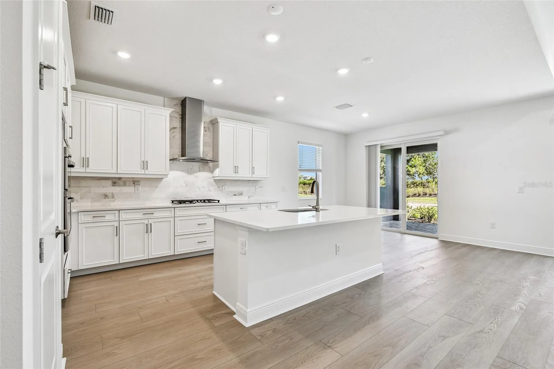 7574 Seahawk Avenue Sarasota FL 34241