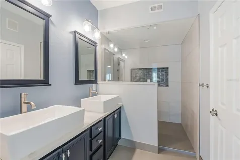 4500 Virginia Drive Orlando FL 32814