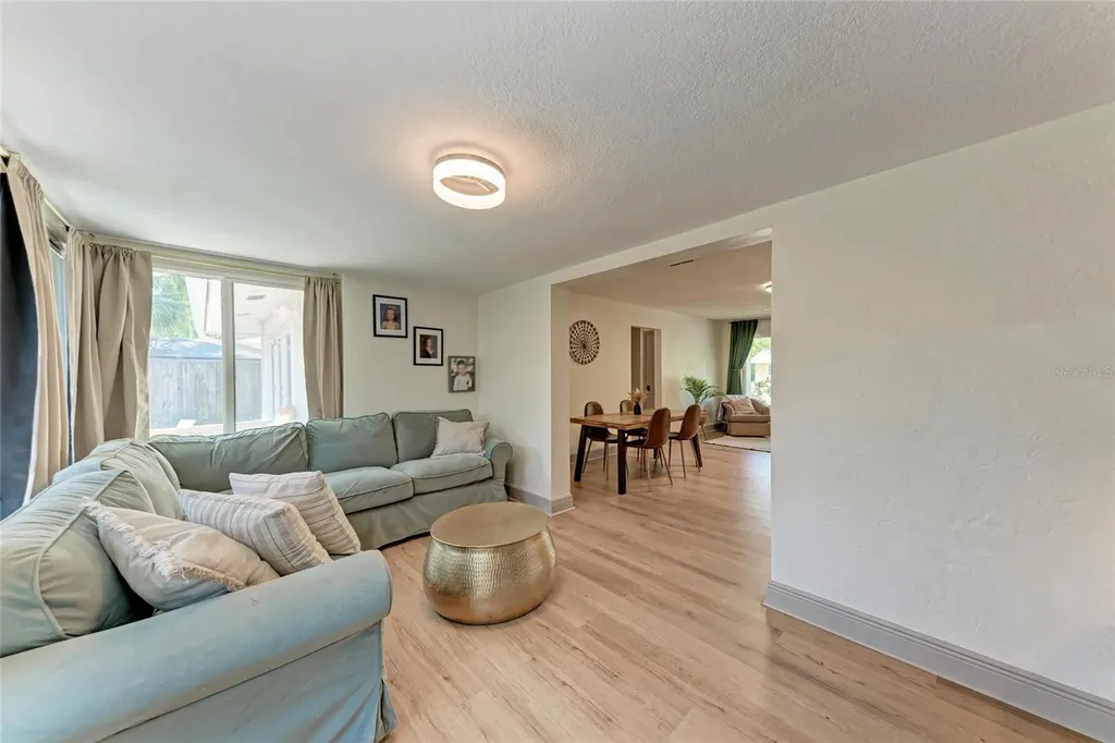 4616 Leeta Lane Sarasota FL 34234