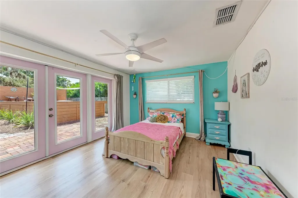4616 Leeta Lane Sarasota FL 34234