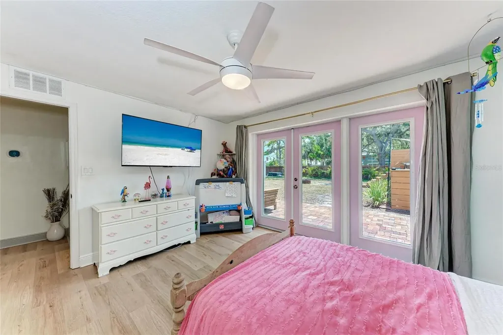 4616 Leeta Lane Sarasota FL 34234