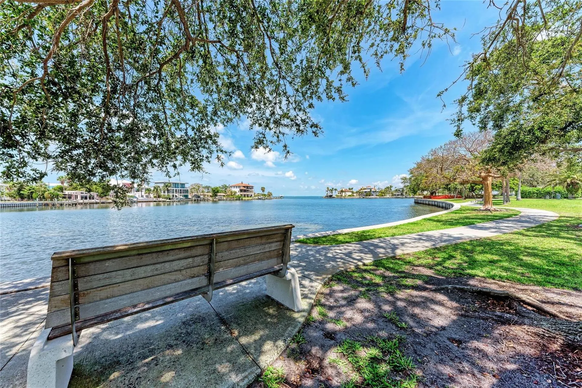 4616 Leeta Lane Sarasota FL 34234