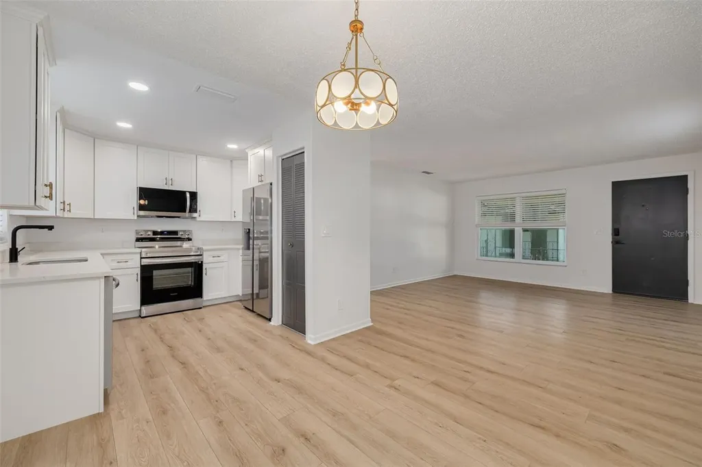 544 93rd Avenue N St Petersburg FL 33702