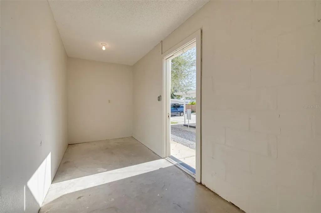 544 93rd Avenue N St Petersburg FL 33702