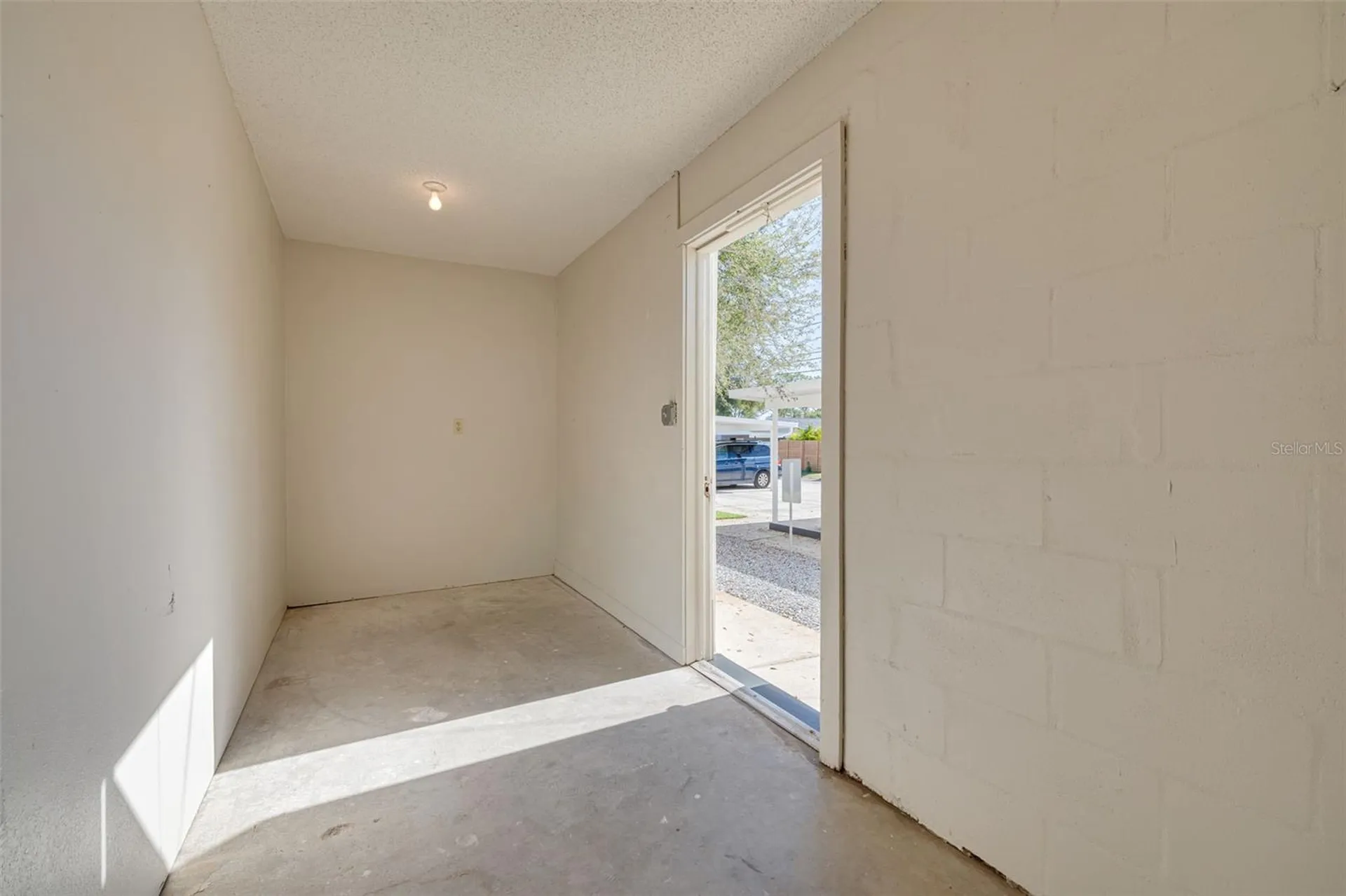 544 93rd Avenue N St Petersburg FL 33702