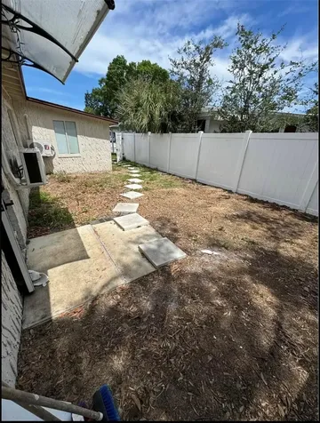 7714 W Powhatan Tampa FL 33615