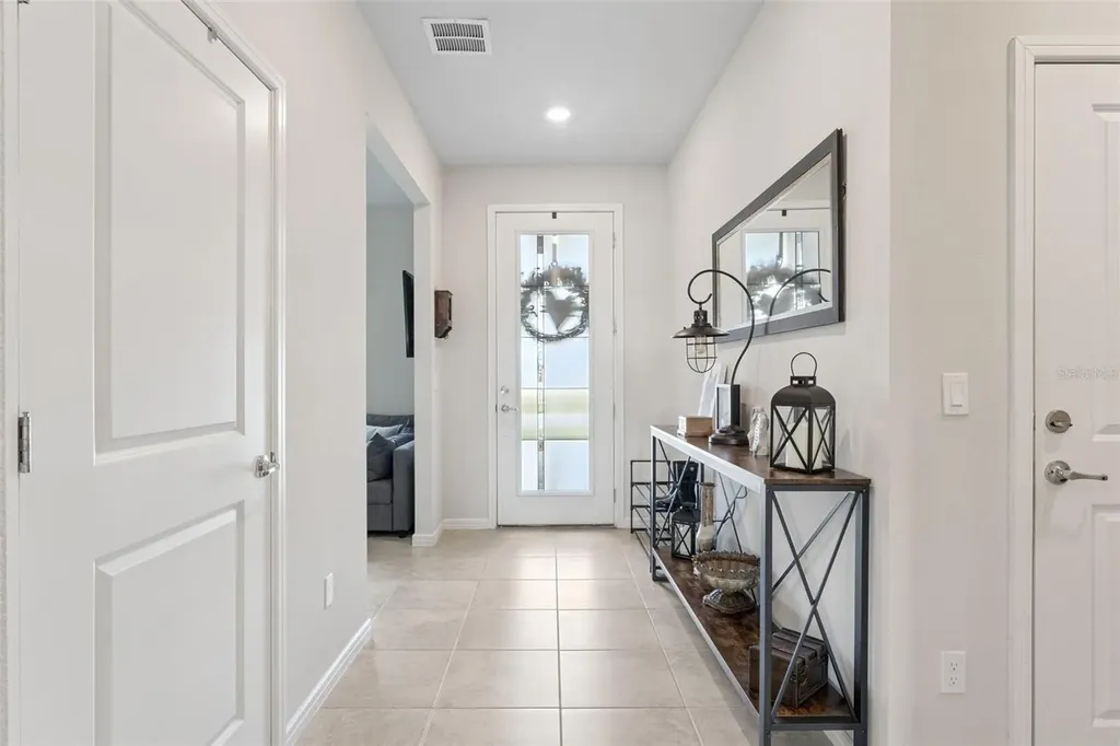 1989 Spring Shower Circle Kissimmee FL 34744