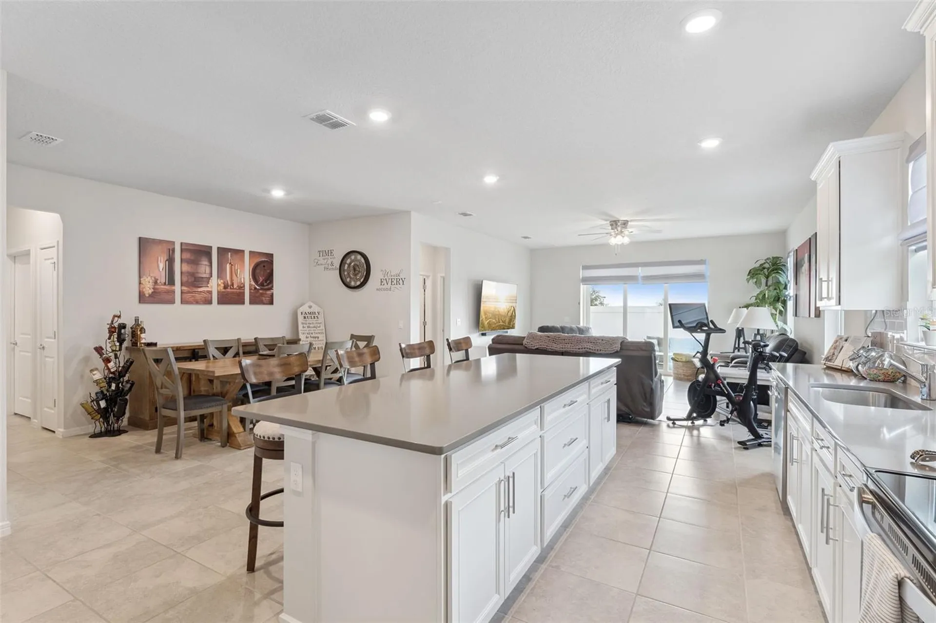 1989 Spring Shower Circle Kissimmee FL 34744