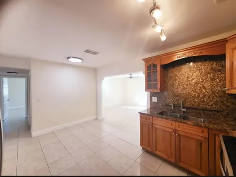 8605 May Circle Tampa FL 33614
