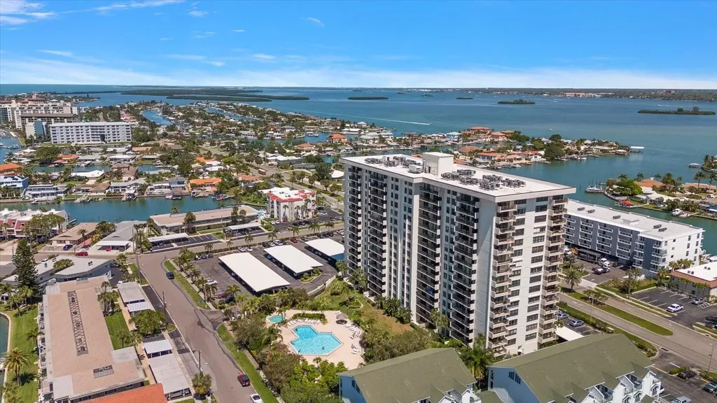 400 Island Way Clearwater FL 33767