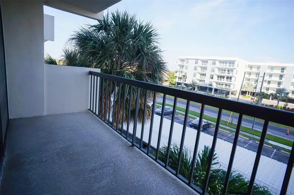 400 Island Way Clearwater FL 33767