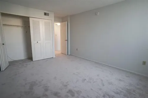 400 Island Way Clearwater FL 33767