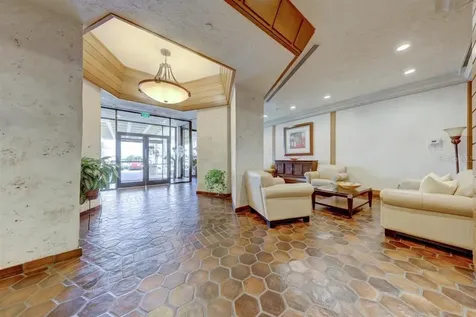 400 Island Way Clearwater FL 33767