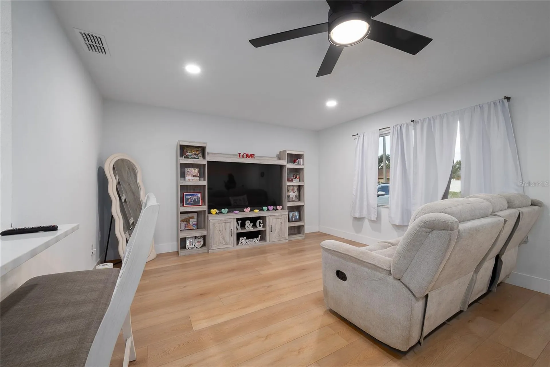 768 California Woods Circle Orlando FL 32824