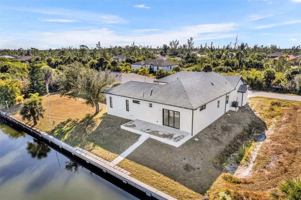 15116 Brainbridge Circle Port Charlotte FL 33981