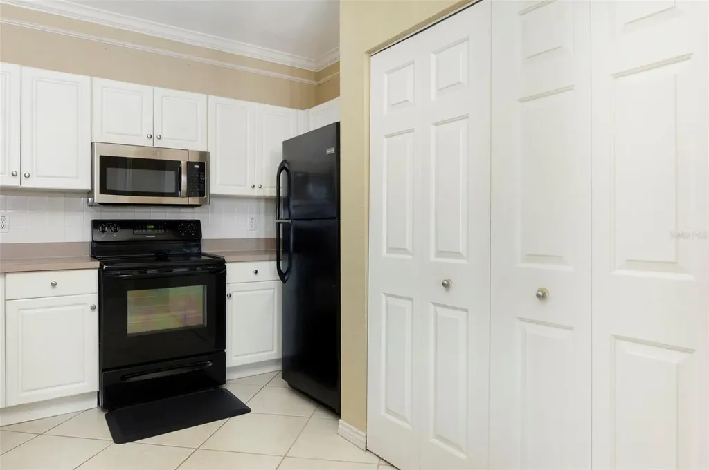 4333 N Bayside Village Drive S Tampa FL 33615