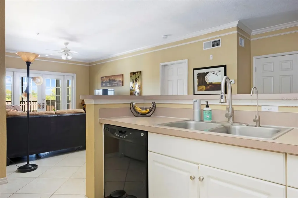 4333 N Bayside Village Drive S Tampa FL 33615