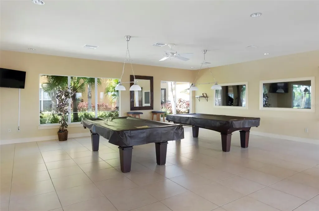 4333 N Bayside Village Drive S Tampa FL 33615