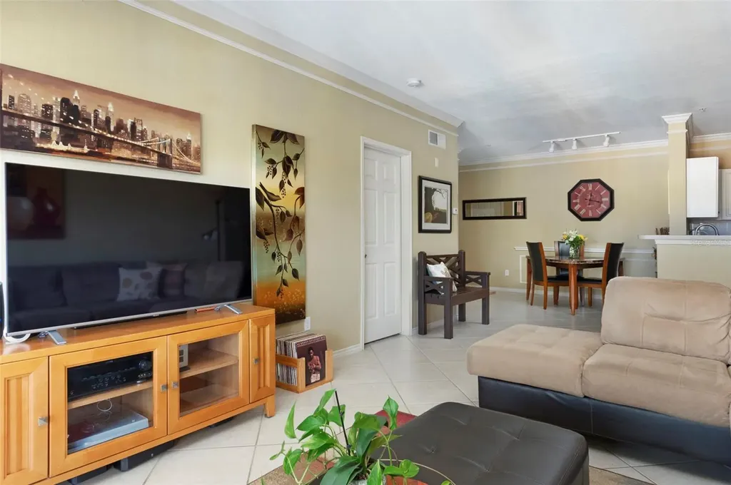 4333 N Bayside Village Drive S Tampa FL 33615